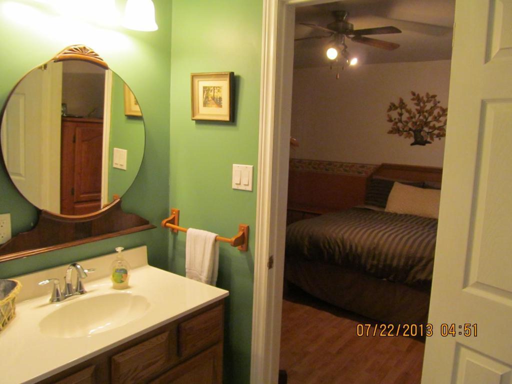 Twin Pines Bed And Breakfast Peterborough Zimmer foto